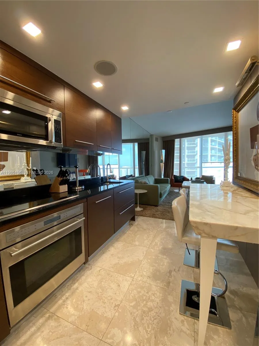 495 Brickell Ave 4608, Miami, Florida 33131, Miami, Florida 33131, 1 Bedroom Bedrooms, ,1 BathroomBathrooms,Residential Lease,For Rent,495 Brickell Ave 4608, Miami, Florida 33131,A11985196