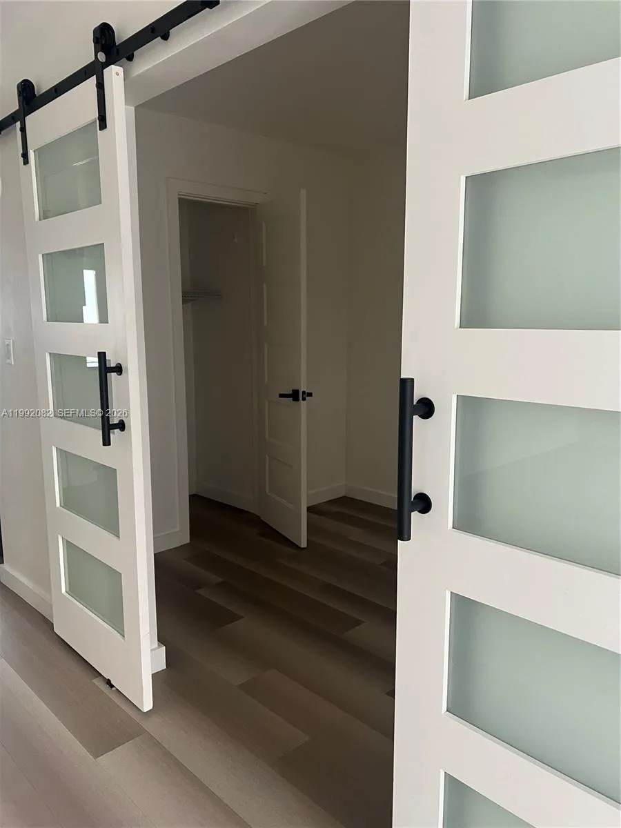 225 Se 16th Ave 3, Fort Lauderdale, Florida 33301, Fort Lauderdale, Florida 33301, 2 Bedrooms Bedrooms, ,1 BathroomBathrooms,Residential Lease,For Rent,225 Se 16th Ave 3, Fort Lauderdale, Florida 33301,A11992082