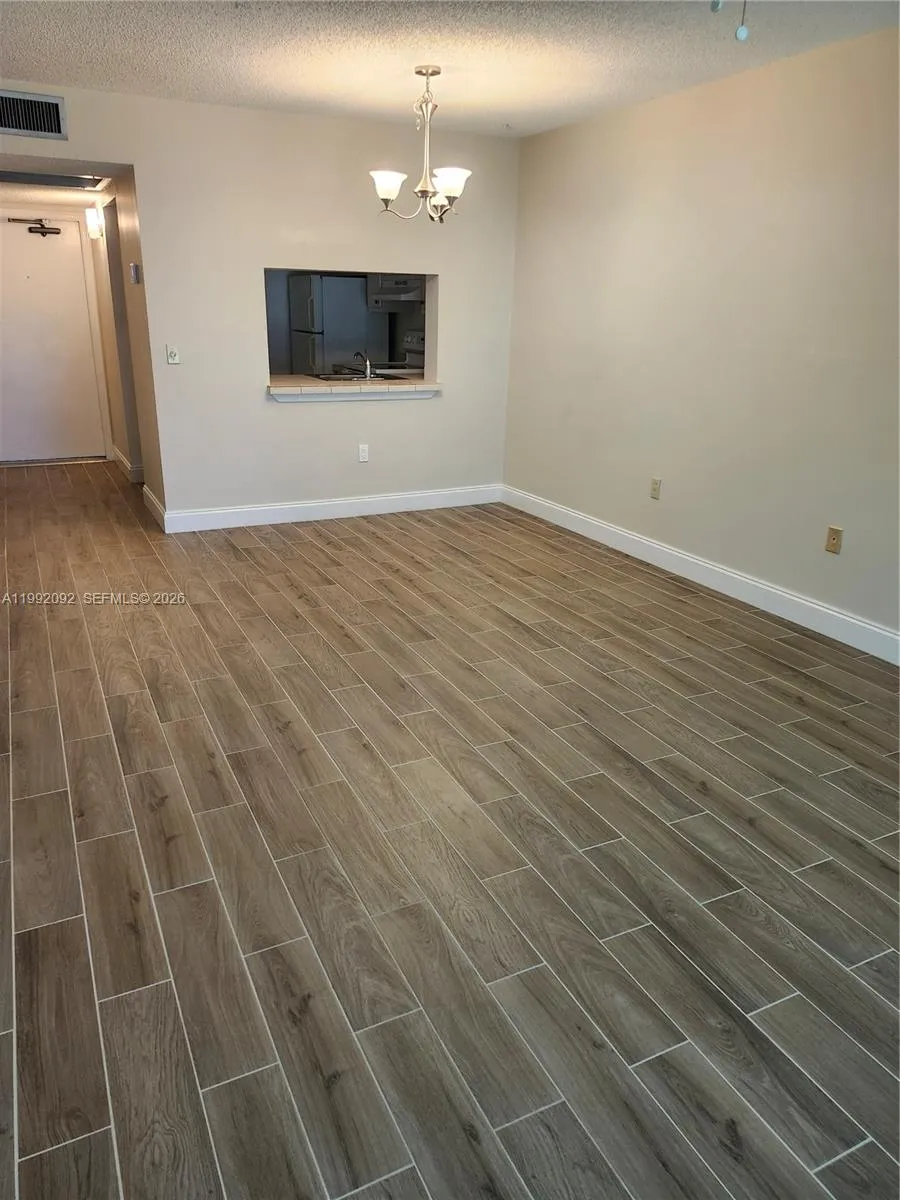 9410 Poinciana Pl 101, Davie, Florida 33324, Davie, Florida 33324, 1 Bedroom Bedrooms, ,1 BathroomBathrooms,Residential,For Sale,9410 Poinciana Pl 101, Davie, Florida 33324,A11992092