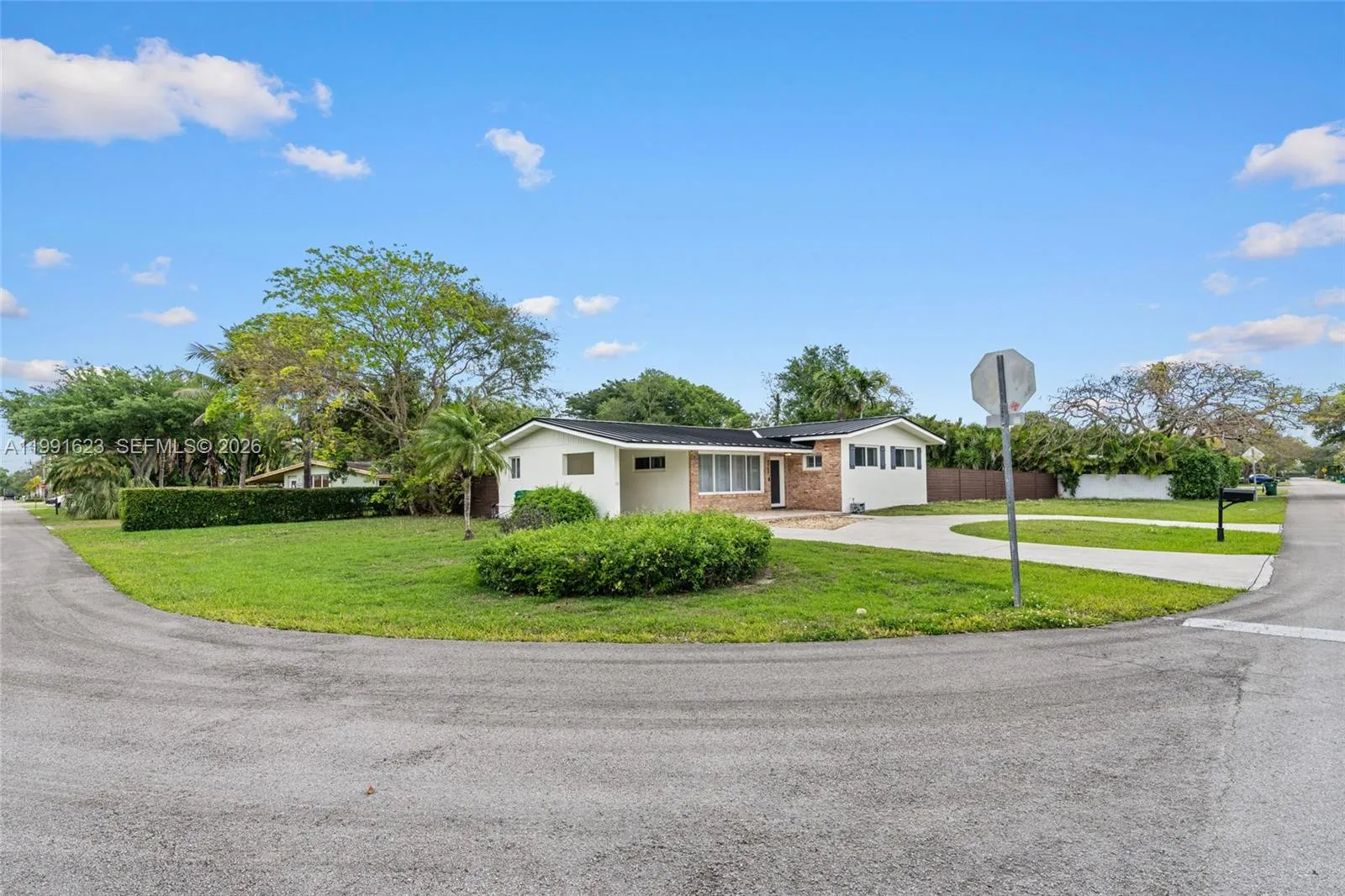 8965 Sw 125th Ter, Miami, Florida 33176, Miami, Florida 33176, 3 Bedrooms Bedrooms, ,2 BathroomsBathrooms,Residential Lease,For Rent,8965 Sw 125th Ter, Miami, Florida 33176,A11991623