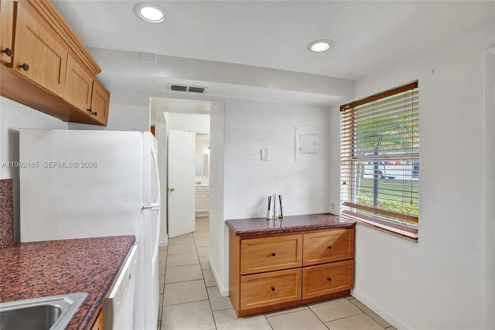 1601 Ne 191 St B112, Miami, Florida 33179, Miami, Florida 33179, 1 Bedroom Bedrooms, ,1 BathroomBathrooms,Residential,For Sale,1601 Ne 191 St B112, Miami, Florida 33179,A11992165