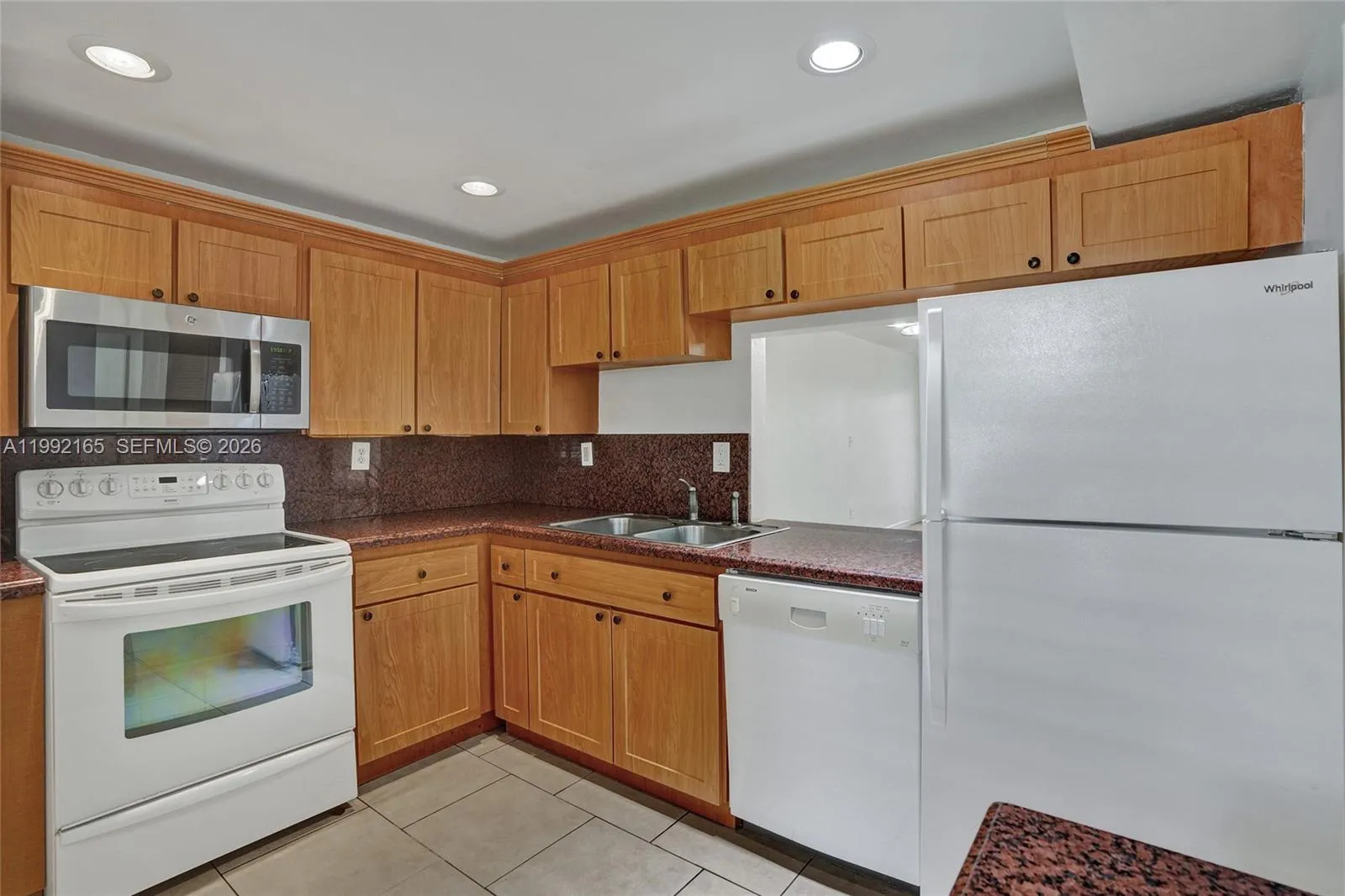 1601 Ne 191 St B112, Miami, Florida 33179, Miami, Florida 33179, 1 Bedroom Bedrooms, ,1 BathroomBathrooms,Residential,For Sale,1601 Ne 191 St B112, Miami, Florida 33179,A11992165