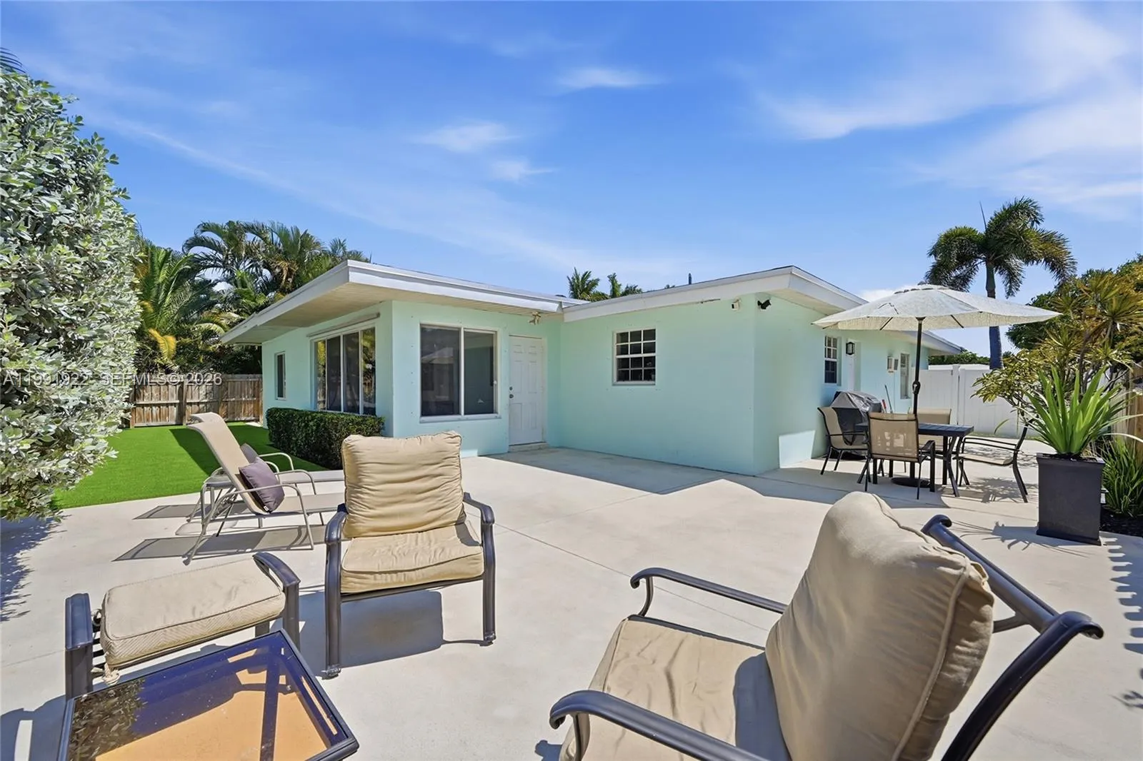 2725 Se 2nd Ct, Pompano Beach, Florida 33062, Pompano Beach, Florida 33062, 3 Bedrooms Bedrooms, ,2 BathroomsBathrooms,Residential Lease,For Rent,2725 Se 2nd Ct, Pompano Beach, Florida 33062,A11991922
