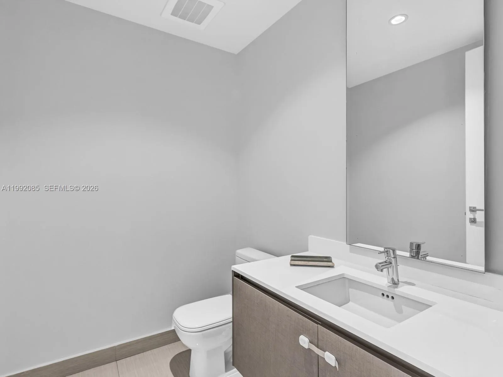 3300 Ne 188th St 511, Aventura, Florida 33180, Aventura, Florida 33180, 3 Bedrooms Bedrooms, ,4 BathroomsBathrooms,Residential,For Sale,3300 Ne 188th St 511, Aventura, Florida 33180,A11992085