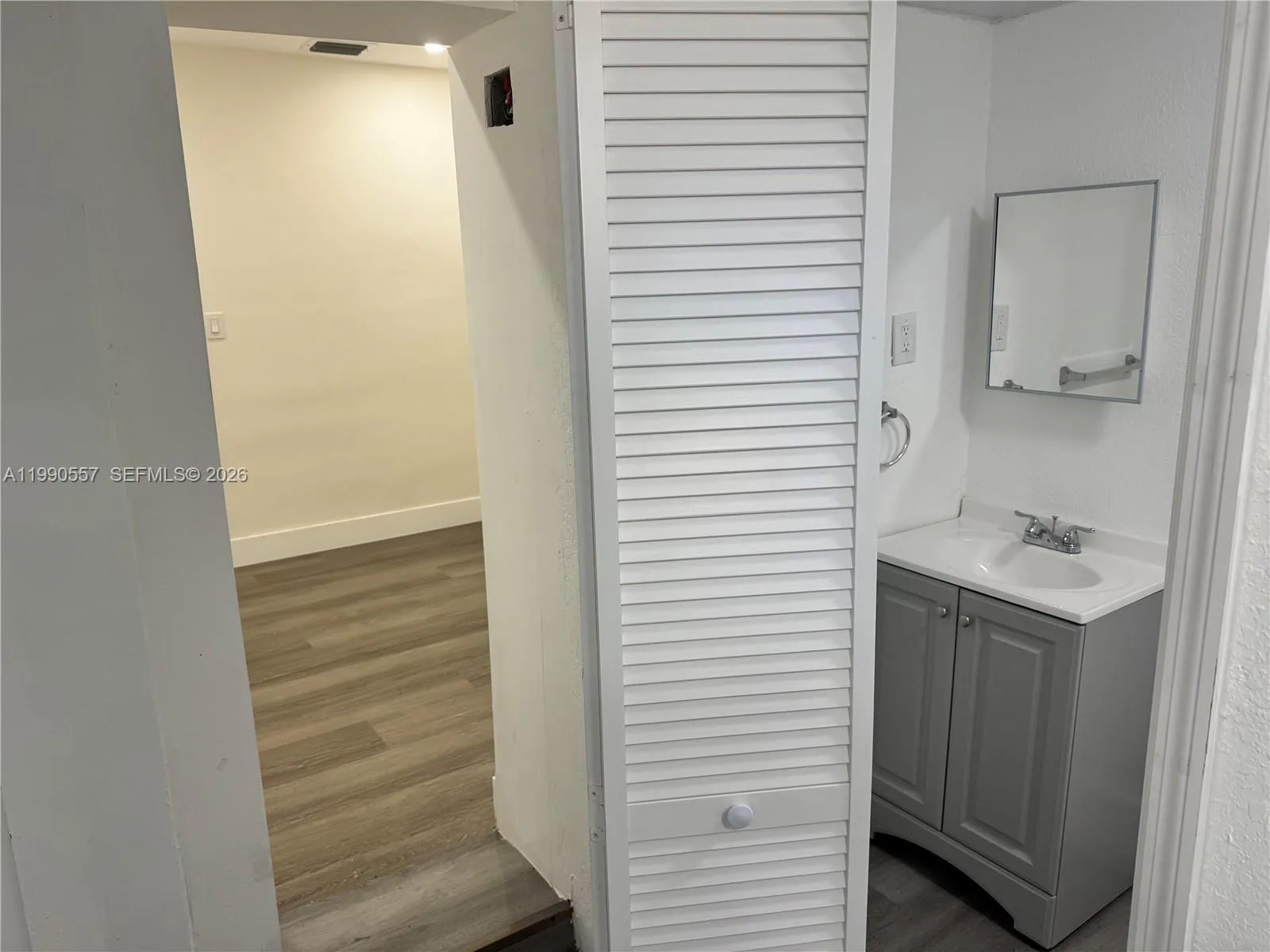 18831 Nw 42 Ct A, Miami Gardens, Florida 33055, Miami Gardens, Florida 33055, 1 Bedroom Bedrooms, ,1 BathroomBathrooms,Residential Lease,For Rent,18831 Nw 42 Ct A, Miami Gardens, Florida 33055,A11990557