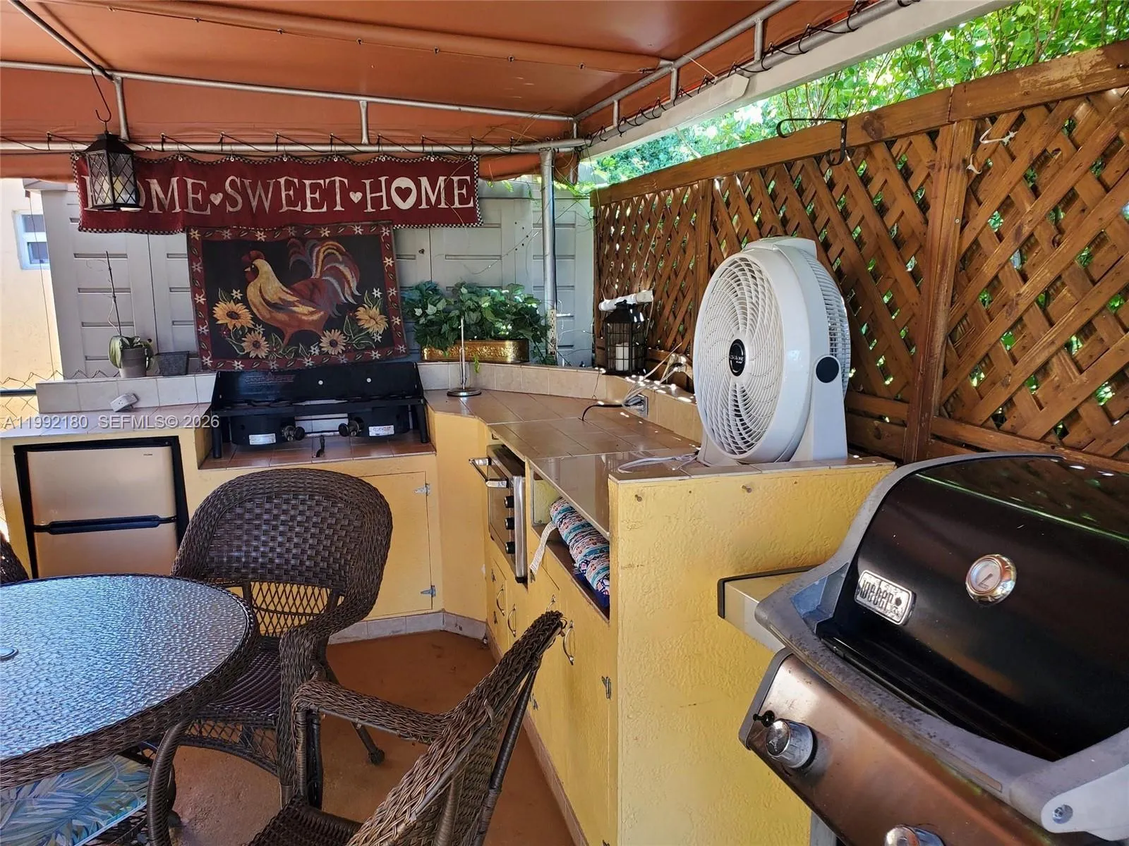 1916 Coolidge St 1, Hollywood, Florida 33020, Hollywood, Florida 33020, ,1 BathroomBathrooms,Residential Lease,For Rent,1916 Coolidge St 1, Hollywood, Florida 33020,A11992180