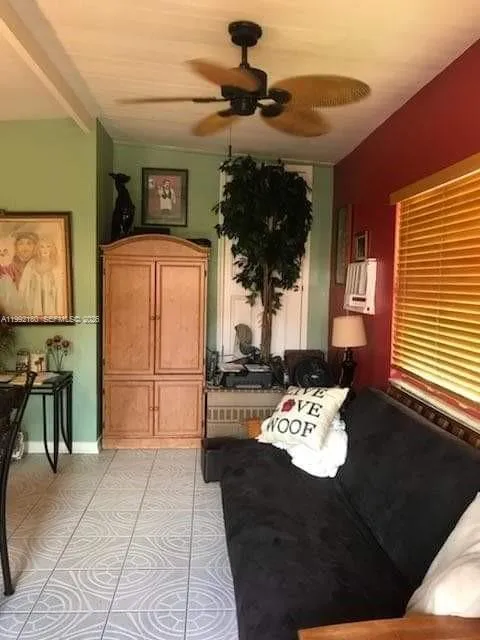 1916 Coolidge St 1, Hollywood, Florida 33020, Hollywood, Florida 33020, ,1 BathroomBathrooms,Residential Lease,For Rent,1916 Coolidge St 1, Hollywood, Florida 33020,A11992180