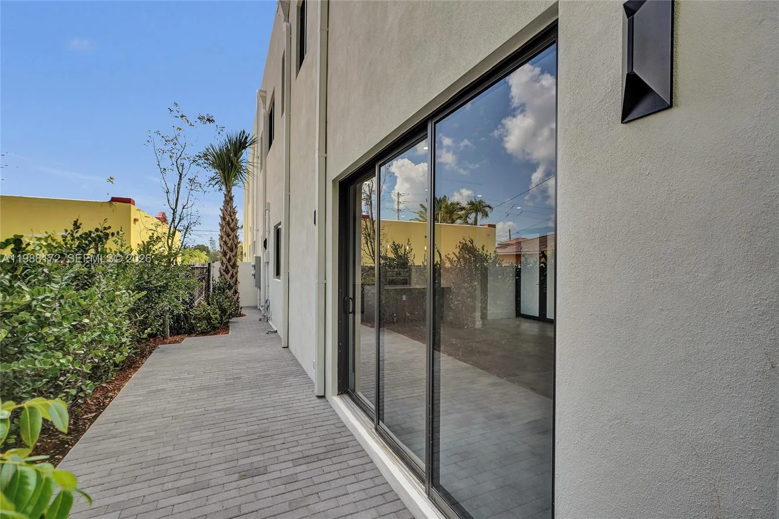 2421 Sw 16th Terrace, Miami, Florida 33145, Miami, Florida 33145, 3 Bedrooms Bedrooms, ,3 BathroomsBathrooms,Residential Lease,For Rent,2421 Sw 16th Terrace, Miami, Florida 33145,A11988172
