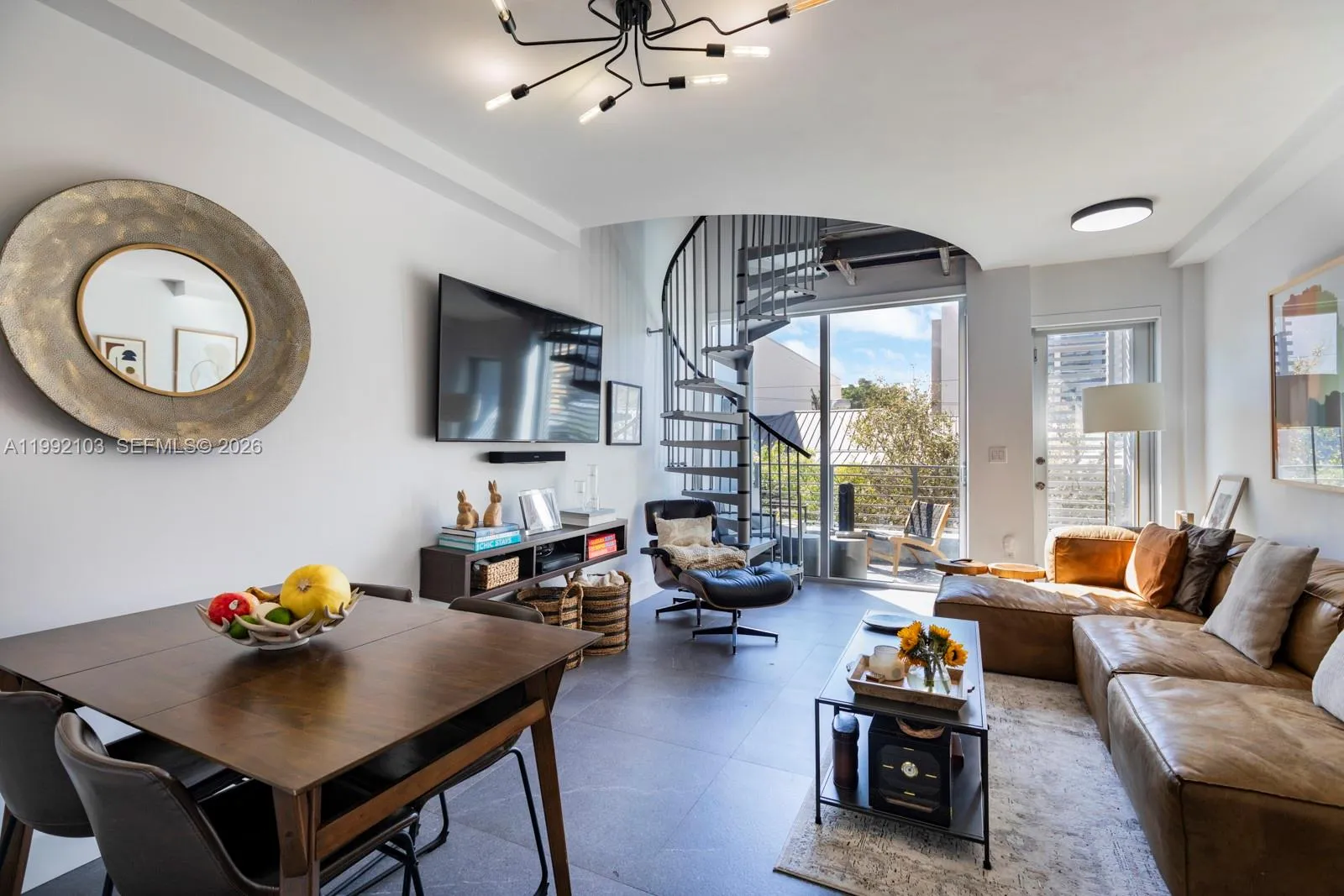 3339 Virginia St 311, Miami, Florida 33133, Miami, Florida 33133, 1 Bedroom Bedrooms, ,1 BathroomBathrooms,Residential Lease,For Rent,3339 Virginia St 311, Miami, Florida 33133,A11992103