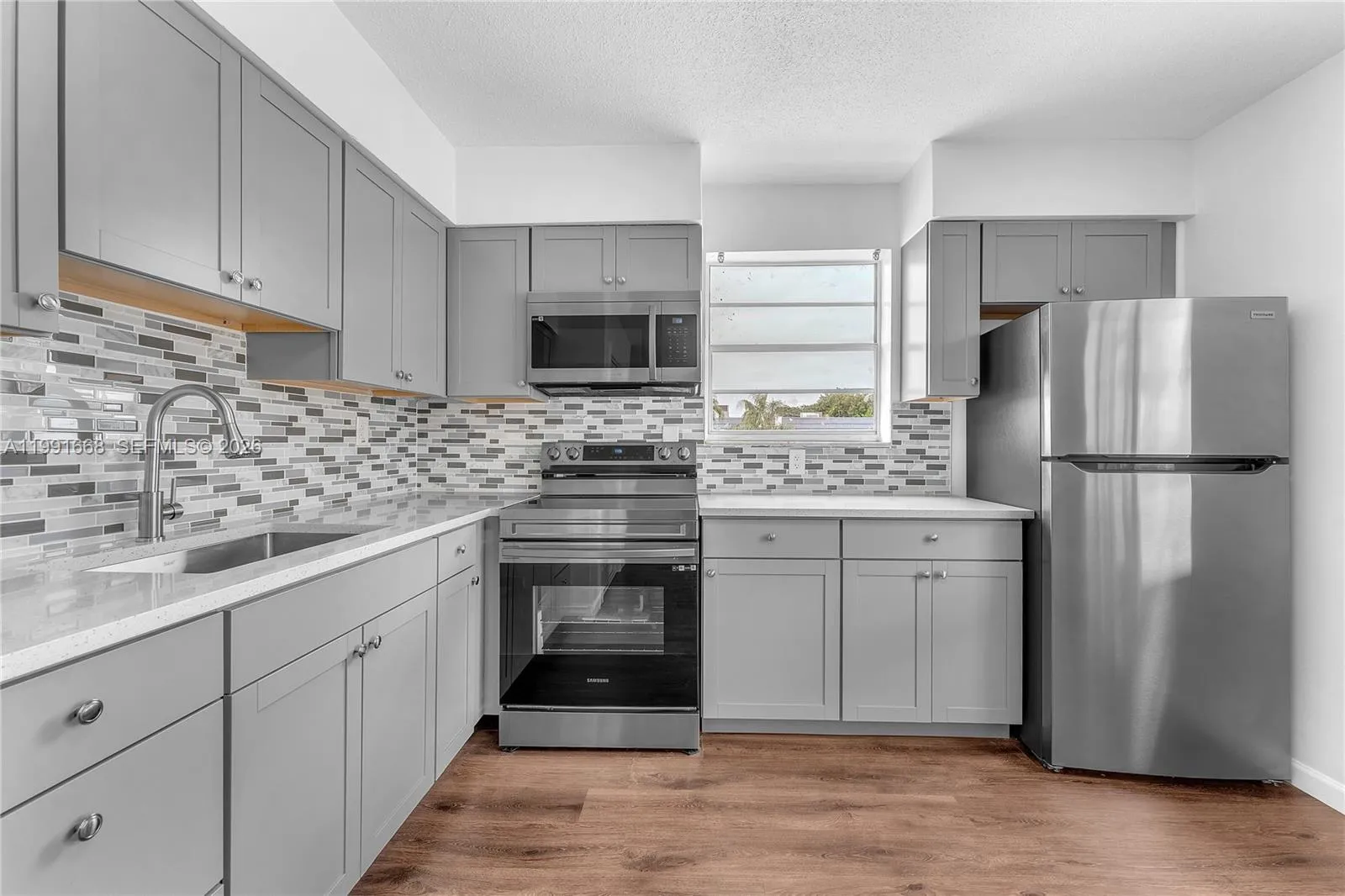 3750 Sw 59th Ave 3, Davie, Florida 33314, Davie, Florida 33314, 2 Bedrooms Bedrooms, ,1 BathroomBathrooms,Residential Lease,For Rent,3750 Sw 59th Ave 3, Davie, Florida 33314,A11991668