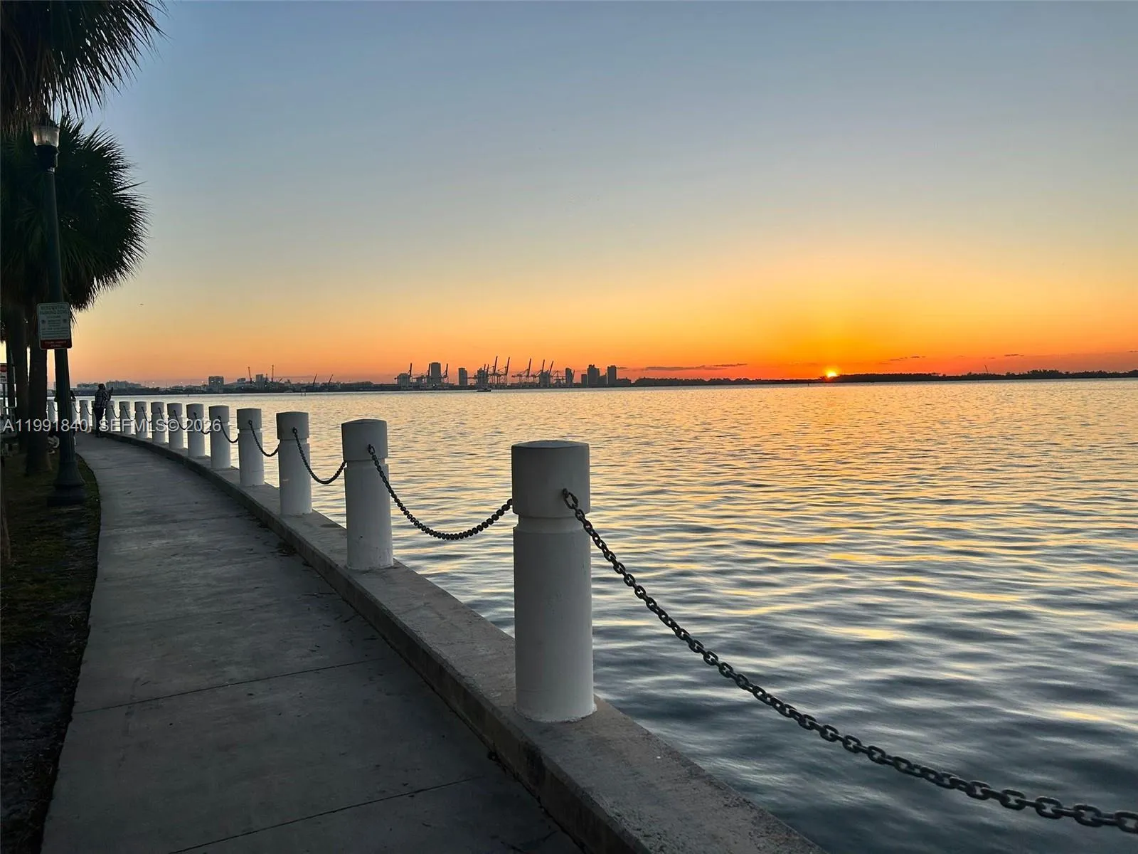 218 Se 14th St Ts303, Miami, Florida 33131, Miami, Florida 33131, 2 Bedrooms Bedrooms, ,2 BathroomsBathrooms,Residential Lease,For Rent,218 Se 14th St Ts303, Miami, Florida 33131,A11991840