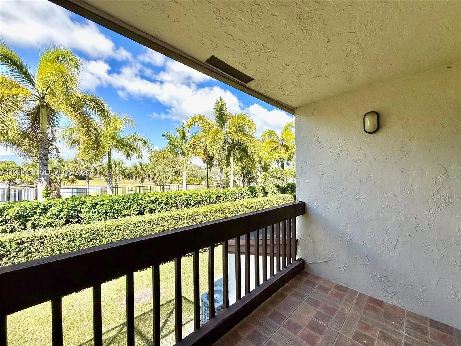 10060 Nw 41st St 55-5, Doral, Florida 33178, Doral, Florida 33178, 2 Bedrooms Bedrooms, ,2 BathroomsBathrooms,Residential,For Sale,10060 Nw 41st St 55-5, Doral, Florida 33178,A11992264