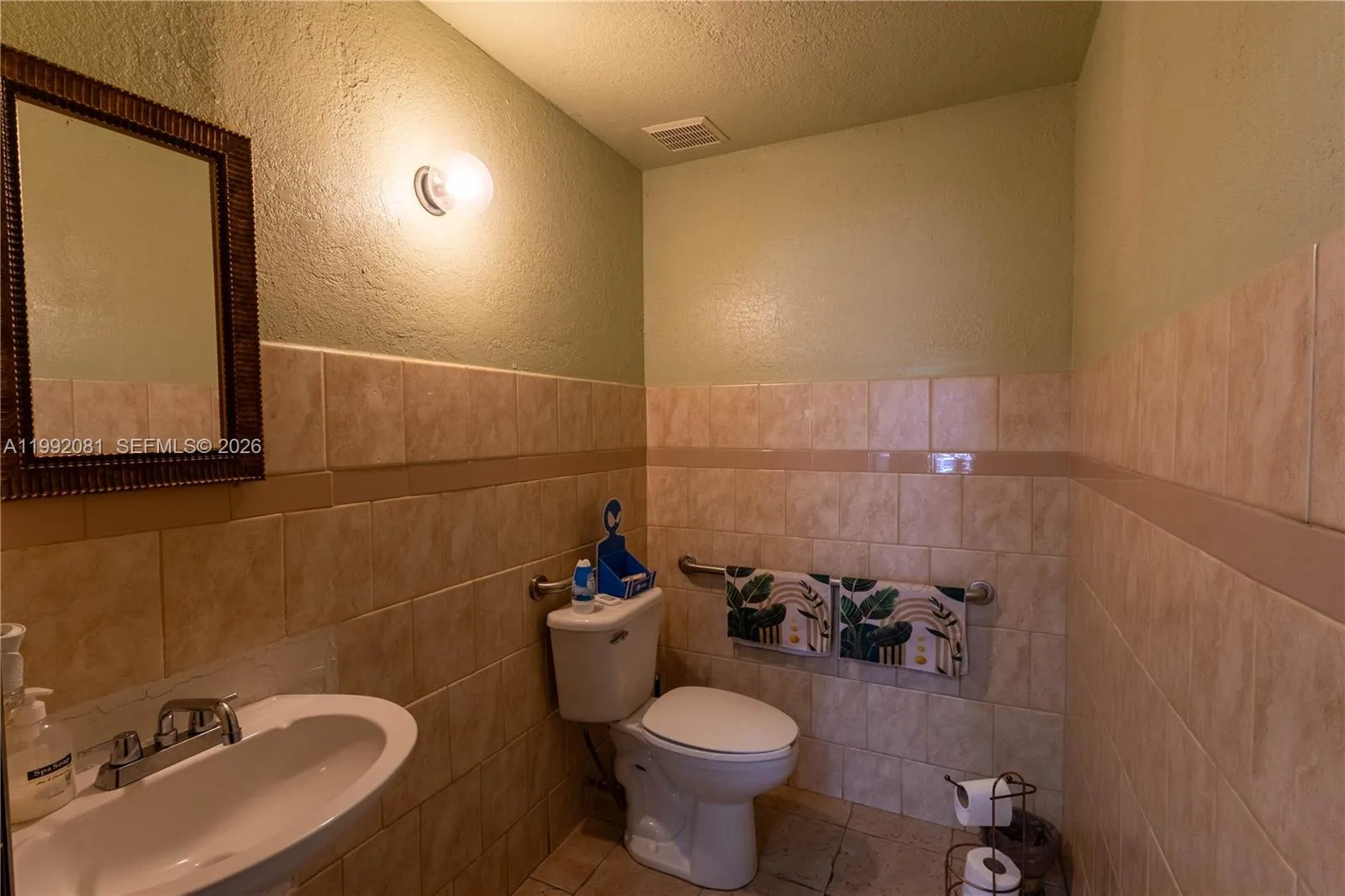 307 Ne 8th St, Homestead, Florida 33030, Homestead, Florida 33030, ,Business Opportunity,For Sale,307 Ne 8th St, Homestead, Florida 33030,A11992081
