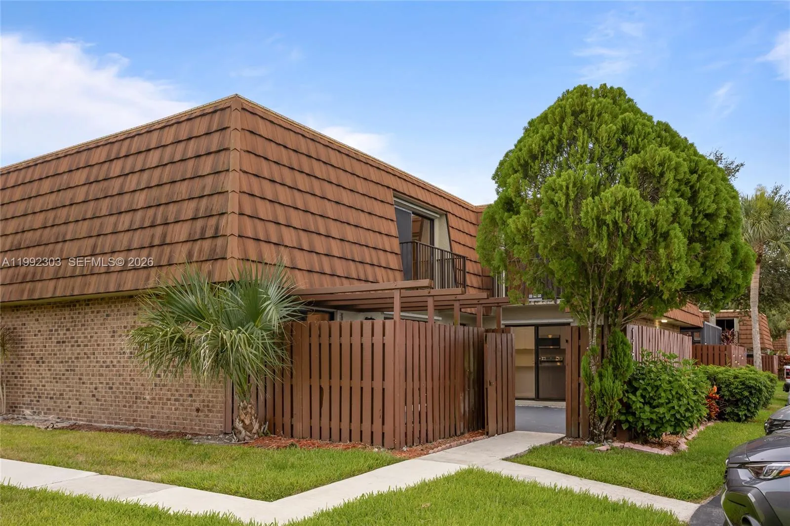 1170 Sw 118th Ter, Davie, Florida 33325, Davie, Florida 33325, 3 Bedrooms Bedrooms, ,2 BathroomsBathrooms,Residential,For Sale,1170 Sw 118th Ter, Davie, Florida 33325,A11992303