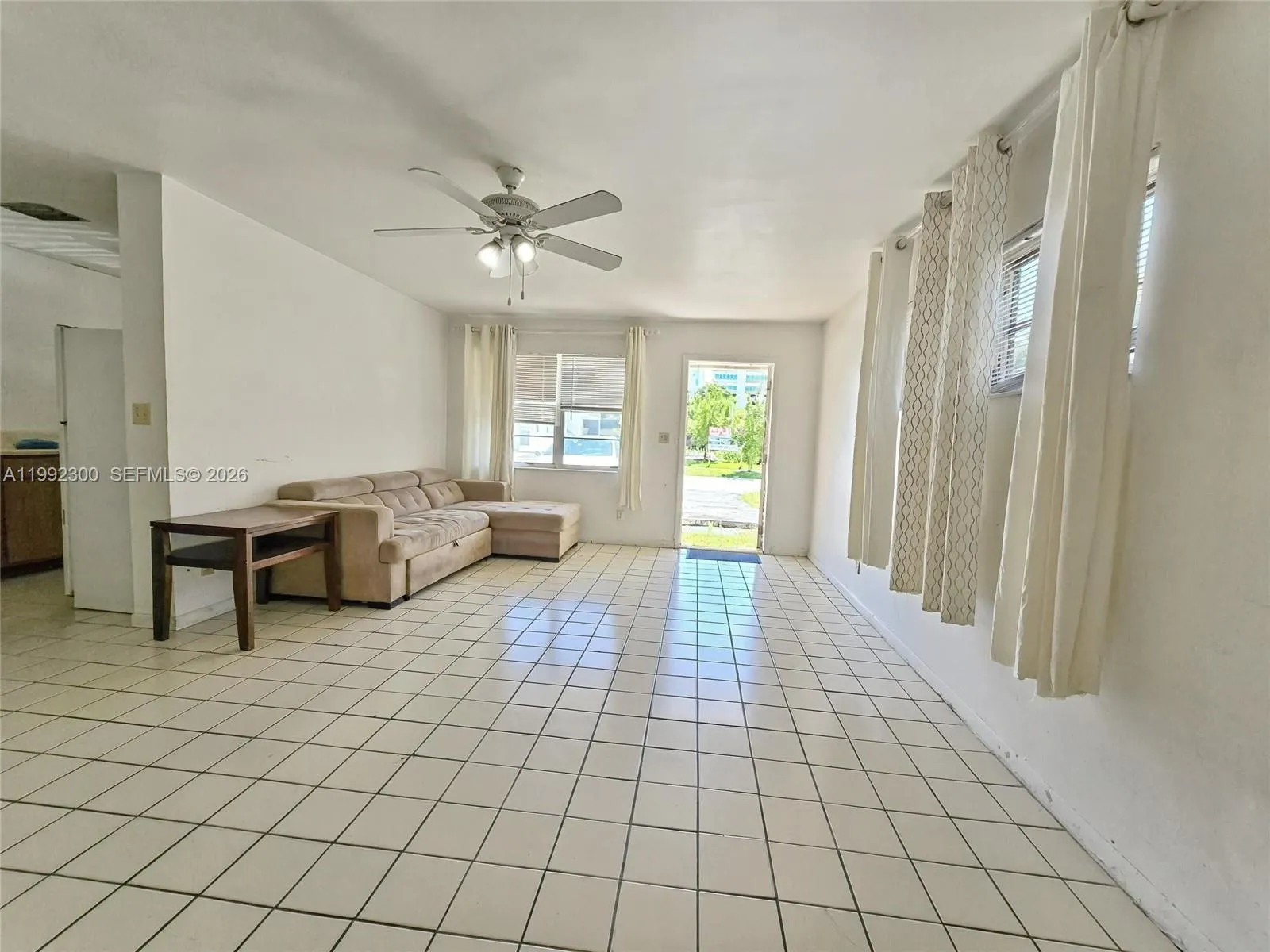 211 Se 10th St, Hallandale Beach, Florida 33009, Hallandale Beach, Florida 33009, ,Residential Income,For Sale,211 Se 10th St, Hallandale Beach, Florida 33009,A11992300