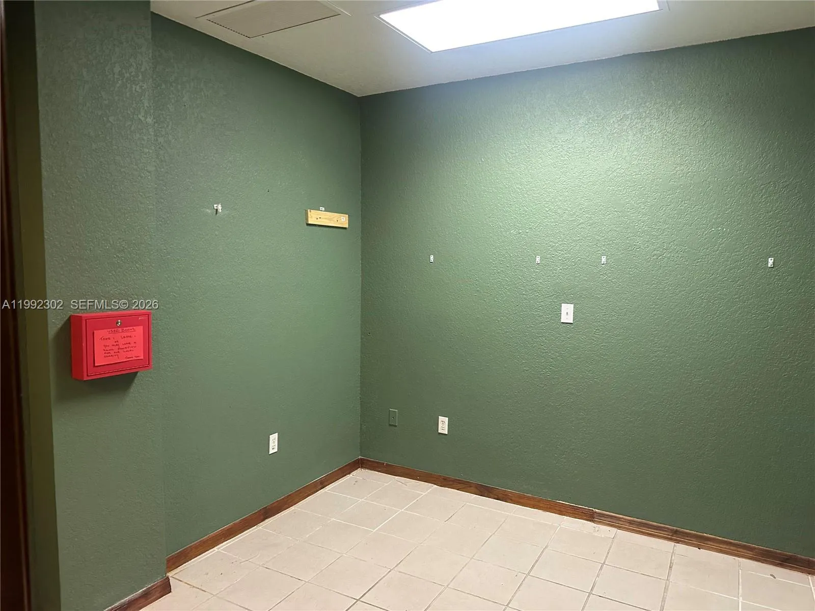 257 N Krome Ave, Homestead, Florida 33030, Homestead, Florida 33030, ,Commercial Sale,For Sale,257 N Krome Ave, Homestead, Florida 33030,A11992302