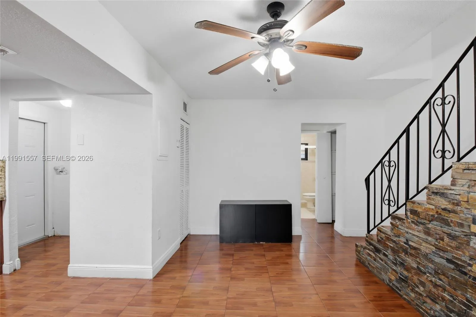3210 Sw 26th St 3210, Miami, Florida 33133, Miami, Florida 33133, 3 Bedrooms Bedrooms, ,2 BathroomsBathrooms,Residential Lease,For Rent,3210 Sw 26th St 3210, Miami, Florida 33133,A11991557
