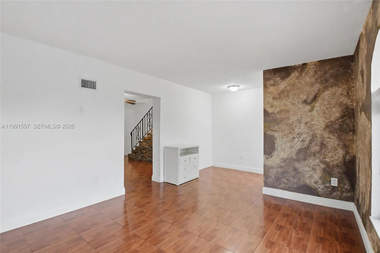 3210 Sw 26th St 3210, Miami, Florida 33133, Miami, Florida 33133, 3 Bedrooms Bedrooms, ,2 BathroomsBathrooms,Residential Lease,For Rent,3210 Sw 26th St 3210, Miami, Florida 33133,A11991557