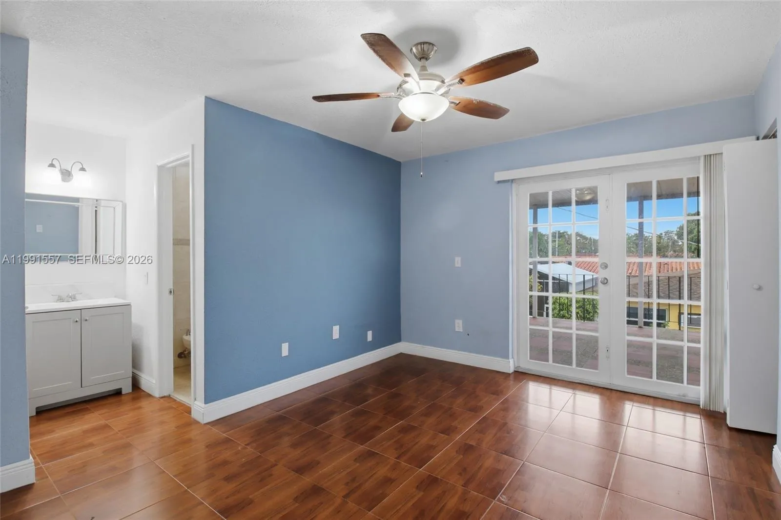 3210 Sw 26th St 3210, Miami, Florida 33133, Miami, Florida 33133, 3 Bedrooms Bedrooms, ,2 BathroomsBathrooms,Residential Lease,For Rent,3210 Sw 26th St 3210, Miami, Florida 33133,A11991557