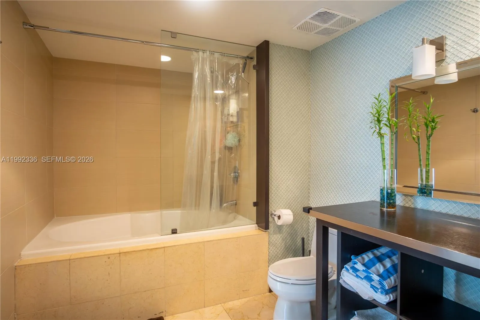 1850 S Ocean Dr 3509, Hallandale Beach, Florida 33, Hallandale Beach, Florida 33009, 2 Bedrooms Bedrooms, ,1 BathroomBathrooms,Residential Lease,For Rent,1850 S Ocean Dr 3509, Hallandale Beach, Florida 33,A11992336