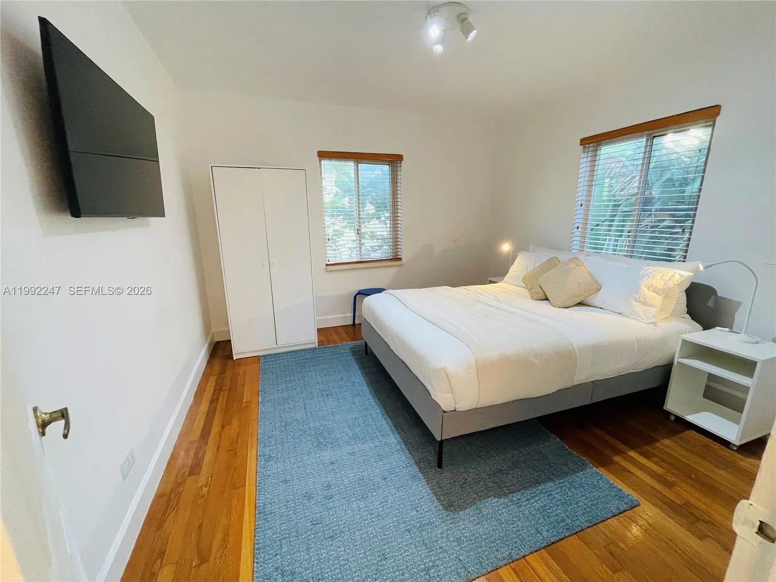 8036 Harding Ave 3, Miami Beach, Florida 33141, Miami Beach, Florida 33141, 1 Bedroom Bedrooms, ,1 BathroomBathrooms,Residential Lease,For Rent,8036 Harding Ave 3, Miami Beach, Florida 33141,A11992247