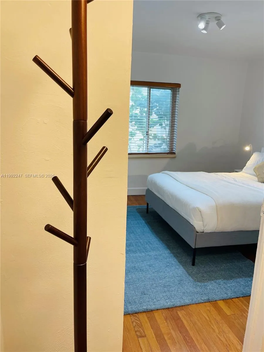 8036 Harding Ave 3, Miami Beach, Florida 33141, Miami Beach, Florida 33141, 1 Bedroom Bedrooms, ,1 BathroomBathrooms,Residential Lease,For Rent,8036 Harding Ave 3, Miami Beach, Florida 33141,A11992247