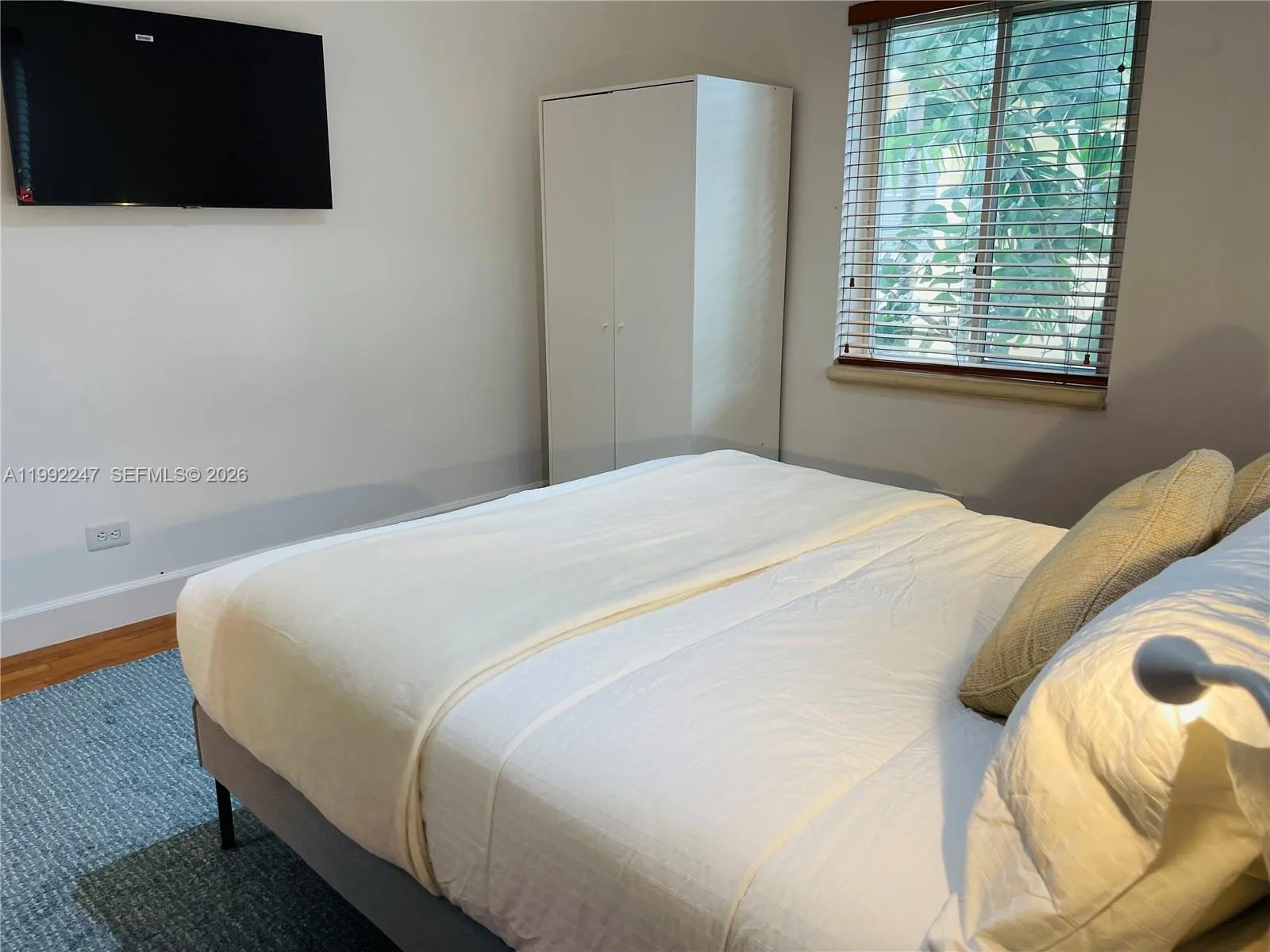 8036 Harding Ave 3, Miami Beach, Florida 33141, Miami Beach, Florida 33141, 1 Bedroom Bedrooms, ,1 BathroomBathrooms,Residential Lease,For Rent,8036 Harding Ave 3, Miami Beach, Florida 33141,A11992247