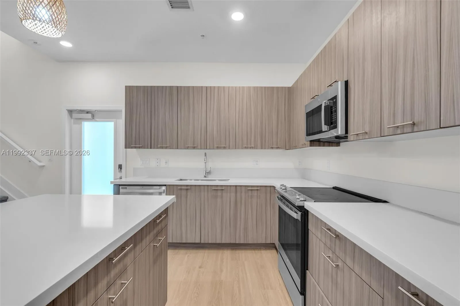 8363 Nw 41st St A-109, Doral, Florida 33166, Doral, Florida 33166, 4 Bedrooms Bedrooms, ,3 BathroomsBathrooms,Residential Lease,For Rent,8363 Nw 41st St A-109, Doral, Florida 33166,A11992337