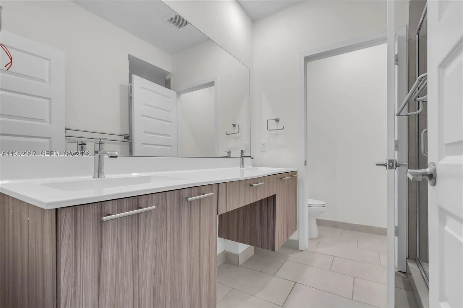 8363 Nw 41st St A-109, Doral, Florida 33166, Doral, Florida 33166, 4 Bedrooms Bedrooms, ,3 BathroomsBathrooms,Residential Lease,For Rent,8363 Nw 41st St A-109, Doral, Florida 33166,A11992337
