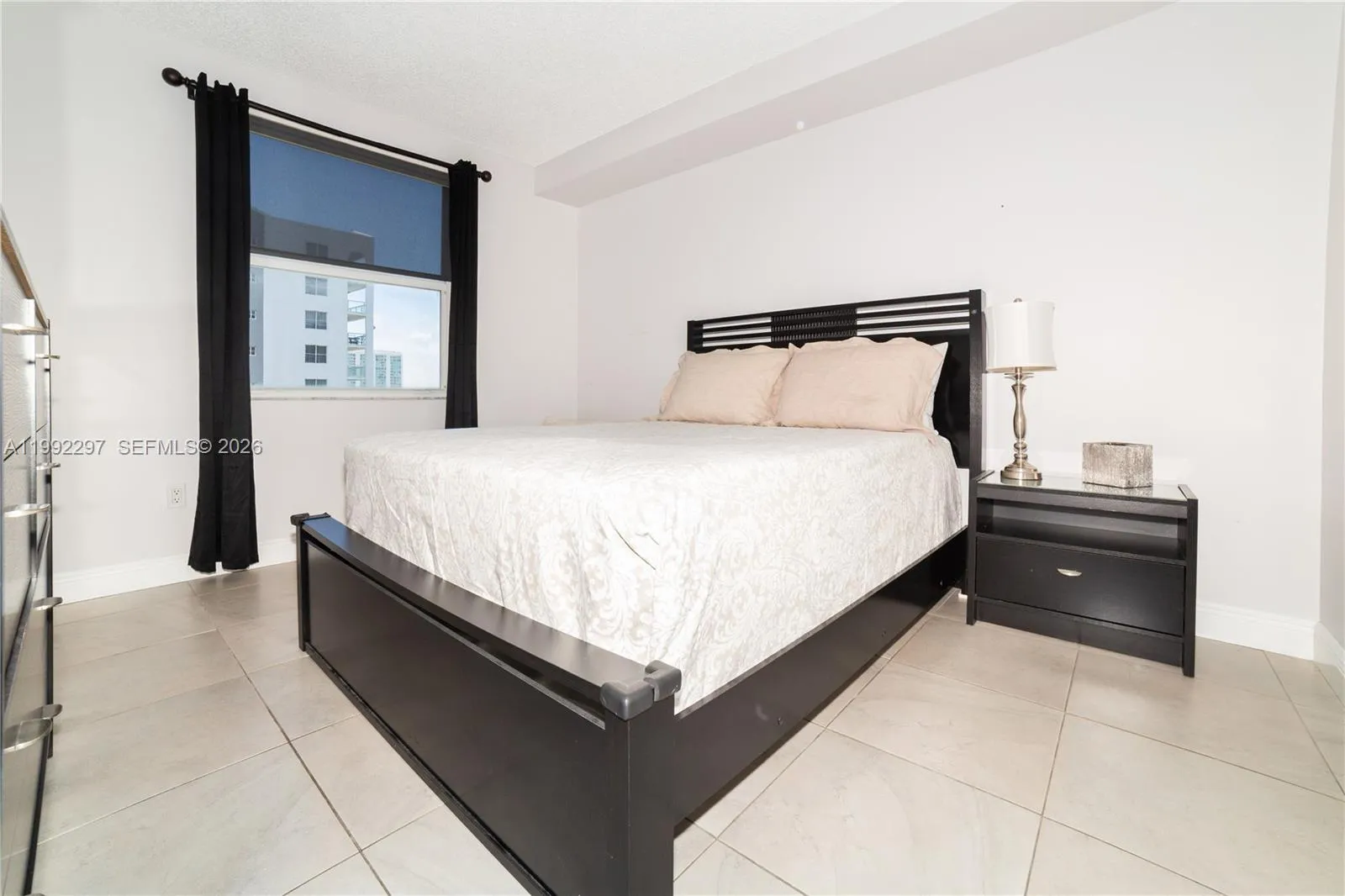17100 N Bay Rd 1802, Sunny Isles Beach, Florida 33, Sunny Isles Beach, Florida 33160, 2 Bedrooms Bedrooms, ,2 BathroomsBathrooms,Residential Lease,For Rent,17100 N Bay Rd 1802, Sunny Isles Beach, Florida 33,A11992297