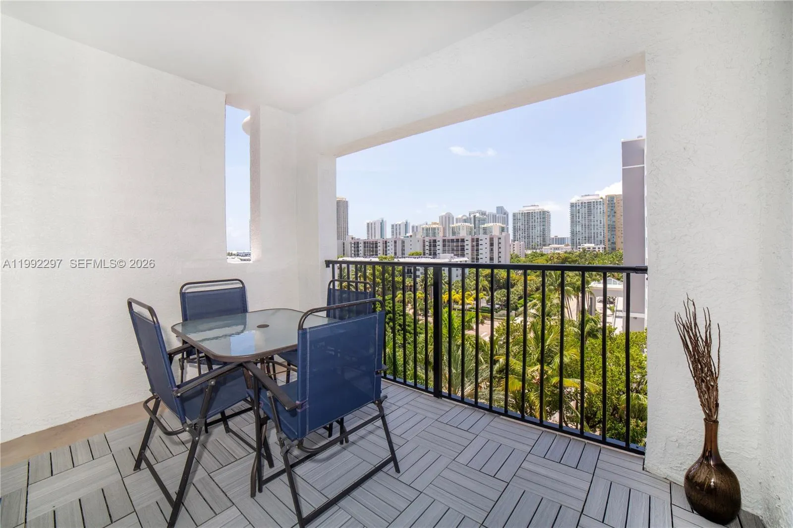 17100 N Bay Rd 1802, Sunny Isles Beach, Florida 33, Sunny Isles Beach, Florida 33160, 2 Bedrooms Bedrooms, ,2 BathroomsBathrooms,Residential Lease,For Rent,17100 N Bay Rd 1802, Sunny Isles Beach, Florida 33,A11992297