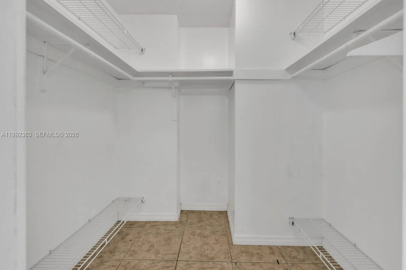 18011 Biscayne Blvd 903, Aventura, Florida 33160, Aventura, Florida 33160, 1 Bedroom Bedrooms, ,1 BathroomBathrooms,Residential,For Sale,18011 Biscayne Blvd 903, Aventura, Florida 33160,A11992363
