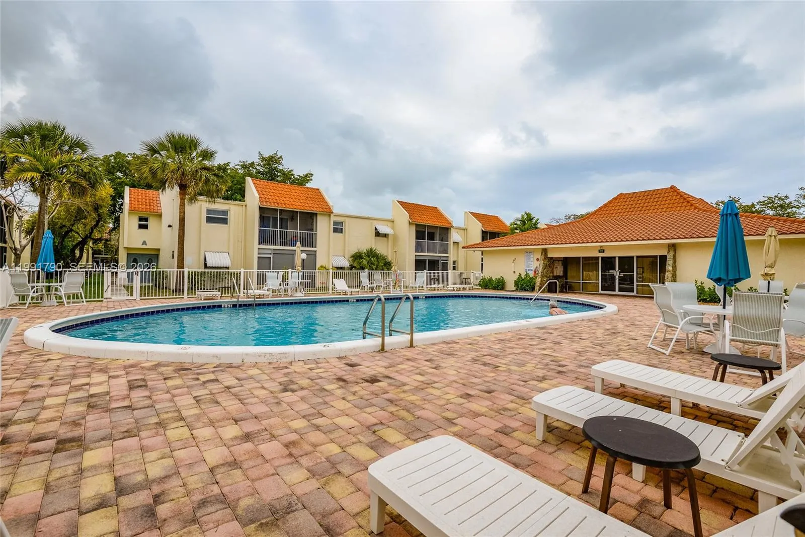 1428 Se 4th Ave 240, Deerfield Beach, Florida 3344, Deerfield Beach, Florida 33441, 2 Bedrooms Bedrooms, ,2 BathroomsBathrooms,Residential,For Sale,1428 Se 4th Ave 240, Deerfield Beach, Florida 3344,A11991790