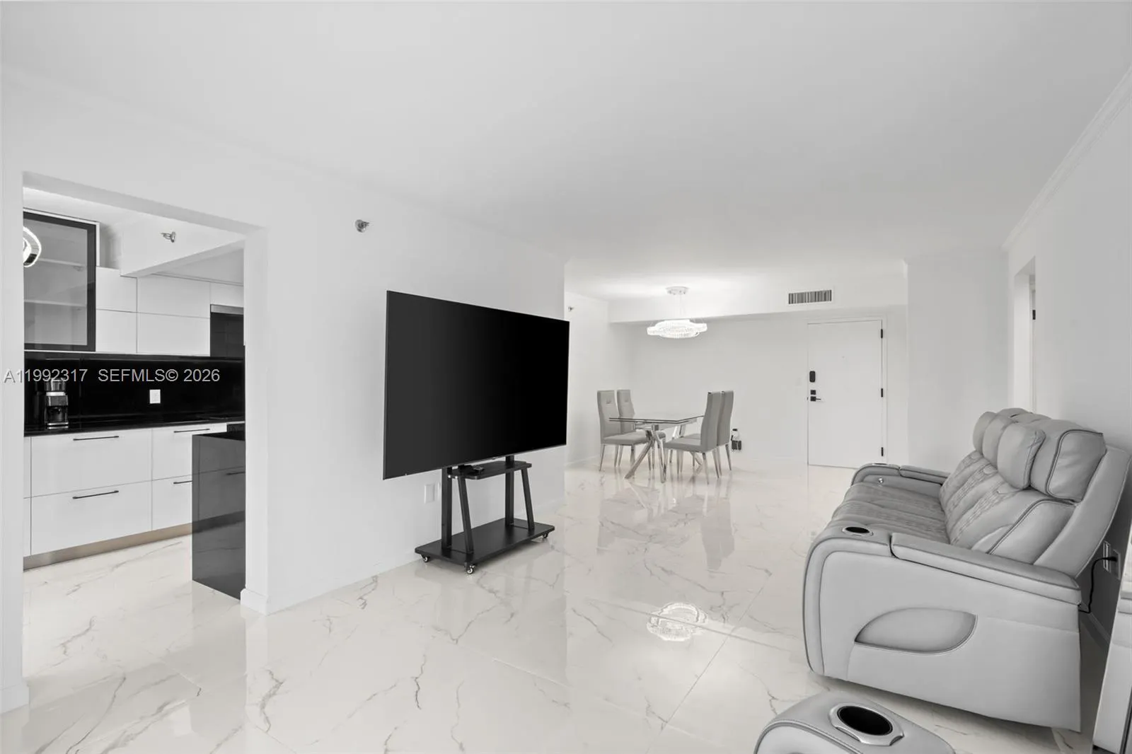 210 174th St 2112, Sunny Isles Beach, Florida 3316, Sunny Isles Beach, Florida 33160, 2 Bedrooms Bedrooms, ,2 BathroomsBathrooms,Residential Lease,For Rent,210 174th St 2112, Sunny Isles Beach, Florida 3316,A11992317