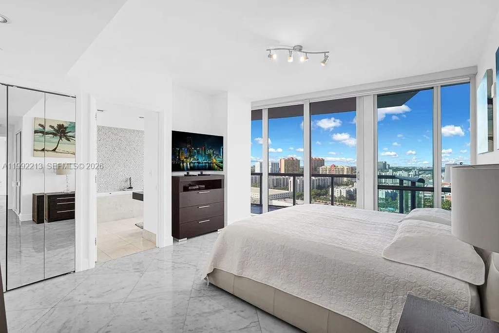 17121 Collins Ave 1808, Sunny Isles Beach, Florida, Sunny Isles Beach, Florida 33160, 3 Bedrooms Bedrooms, ,3 BathroomsBathrooms,Residential Lease,For Rent,17121 Collins Ave 1808, Sunny Isles Beach, Florida,A11992213