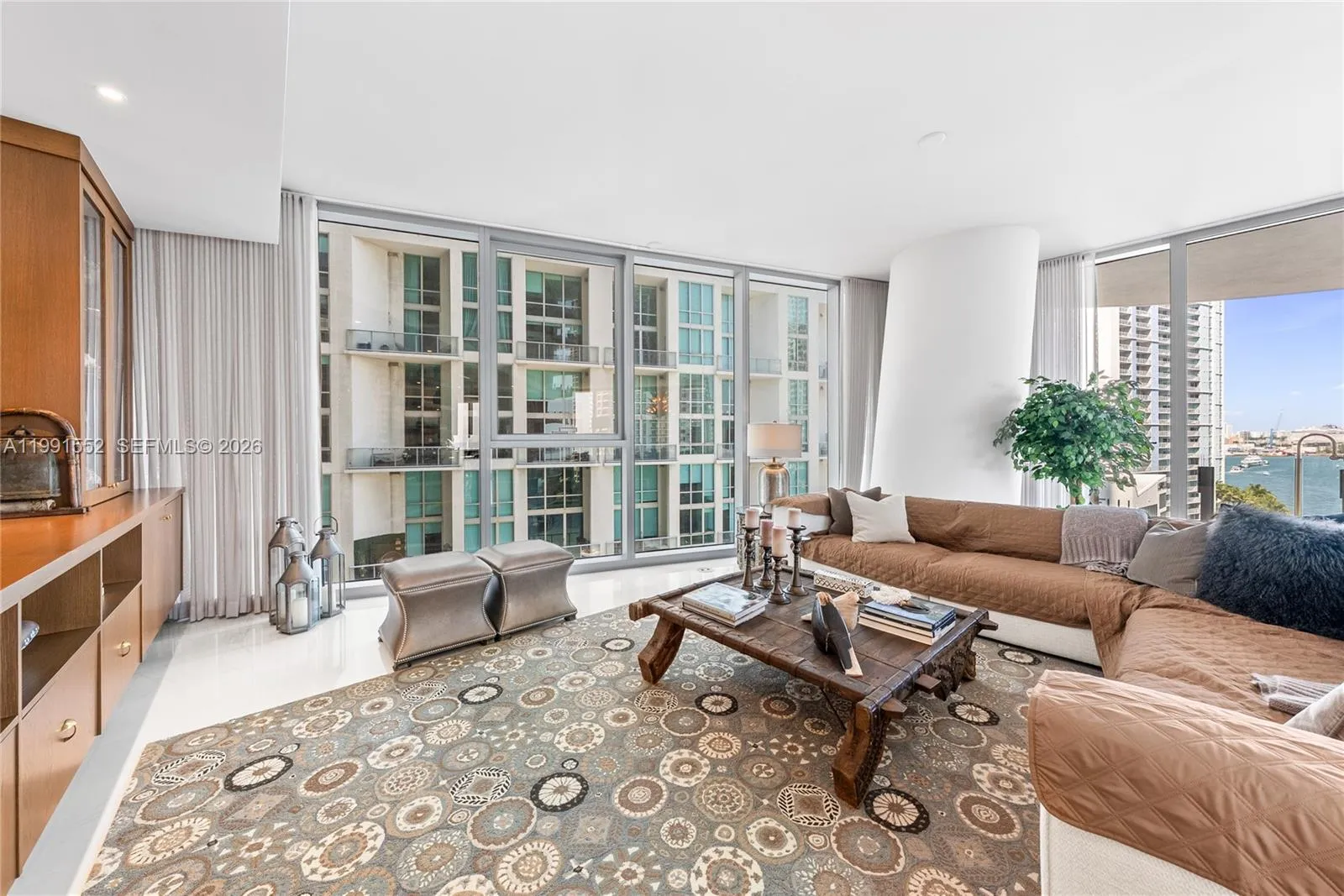 300 Biscayne Boulevard Way 901e, Miami, Florida 33, Miami, Florida 33131, 4 Bedrooms Bedrooms, ,4 BathroomsBathrooms,Residential Lease,For Rent,300 Biscayne Boulevard Way 901e, Miami, Florida 33,A11991552