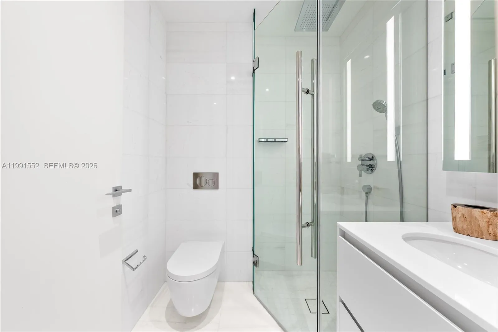 300 Biscayne Boulevard Way 901e, Miami, Florida 33, Miami, Florida 33131, 4 Bedrooms Bedrooms, ,4 BathroomsBathrooms,Residential Lease,For Rent,300 Biscayne Boulevard Way 901e, Miami, Florida 33,A11991552