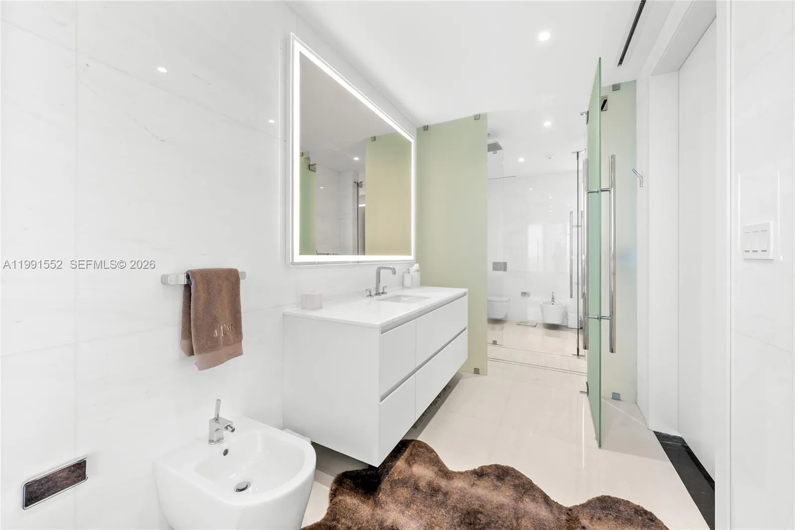 300 Biscayne Boulevard Way 901e, Miami, Florida 33, Miami, Florida 33131, 4 Bedrooms Bedrooms, ,4 BathroomsBathrooms,Residential Lease,For Rent,300 Biscayne Boulevard Way 901e, Miami, Florida 33,A11991552