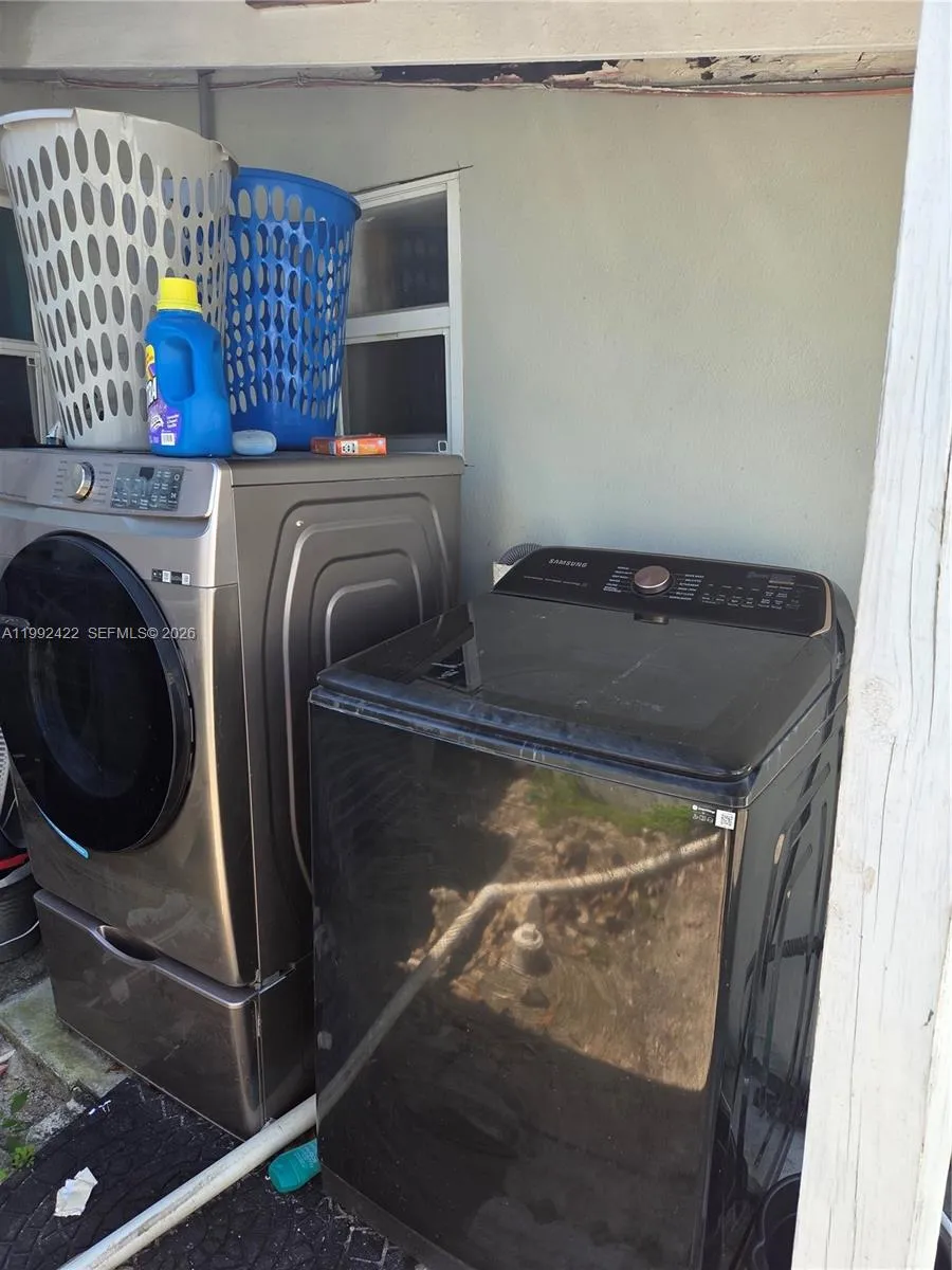 19631 Ne 12th Ct Eff, Miami, Florida 33179, Miami, Florida 33179, 1 Bedroom Bedrooms, ,1 BathroomBathrooms,Residential Lease,For Rent,19631 Ne 12th Ct Eff, Miami, Florida 33179,A11992422