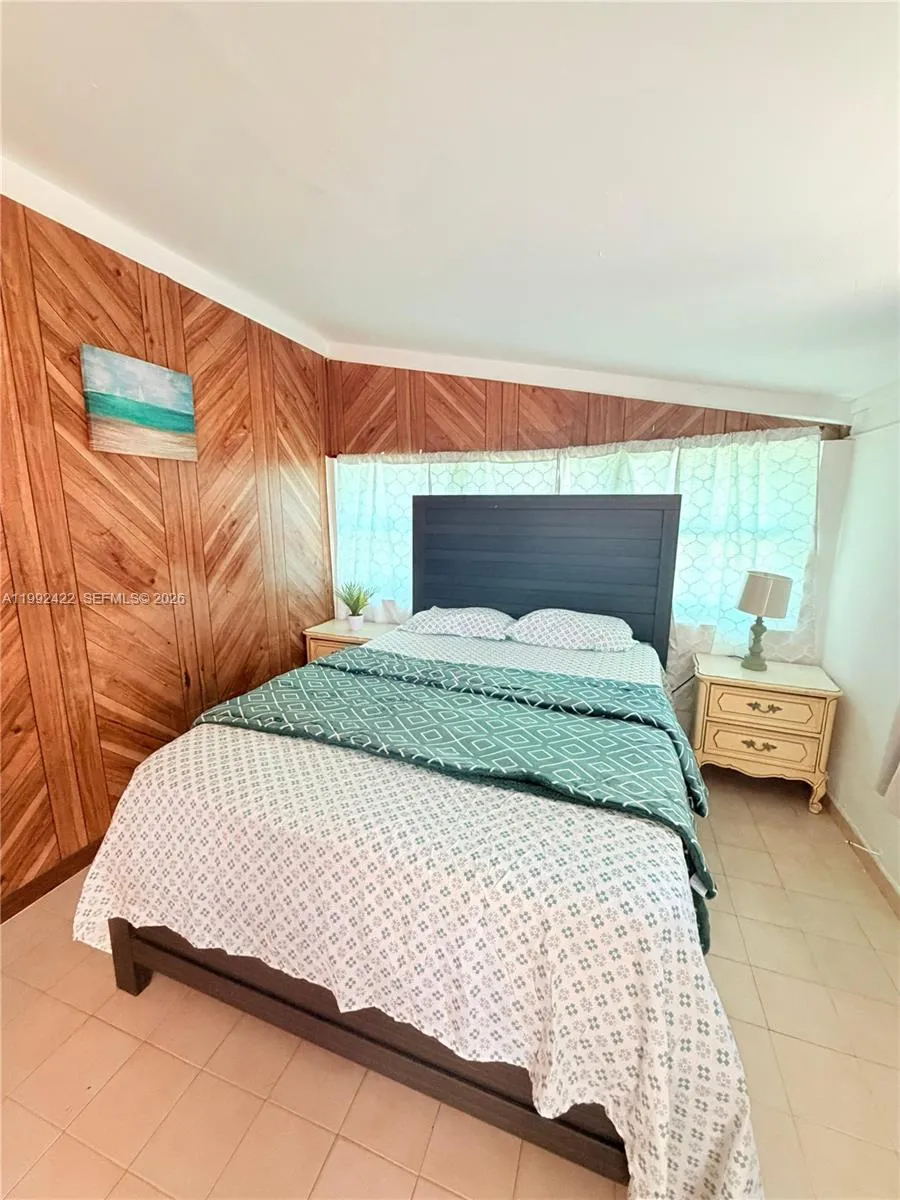 19631 Ne 12th Ct Eff, Miami, Florida 33179, Miami, Florida 33179, 1 Bedroom Bedrooms, ,1 BathroomBathrooms,Residential Lease,For Rent,19631 Ne 12th Ct Eff, Miami, Florida 33179,A11992422