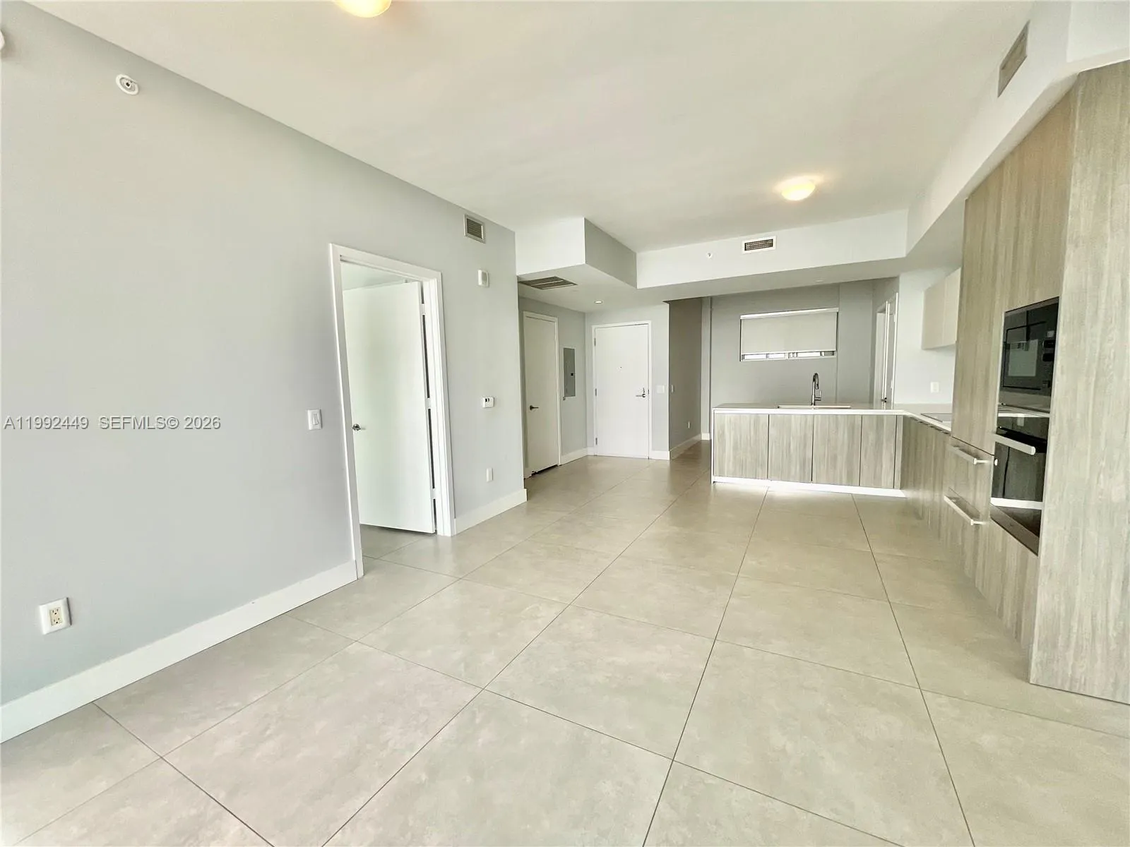 2900 Ne 7th Ave 1103, Miami, Florida 33137, Miami, Florida 33137, 2 Bedrooms Bedrooms, ,3 BathroomsBathrooms,Residential Lease,For Rent,2900 Ne 7th Ave 1103, Miami, Florida 33137,A11992449
