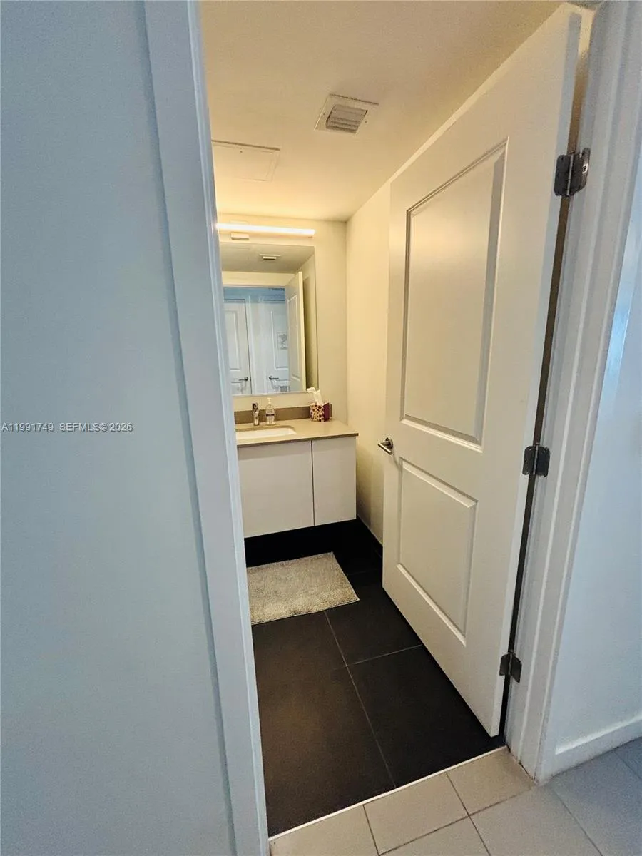1600 Ne 1st Ave 3304, Miami, Florida 33132, Miami, Florida 33132, ,1 BathroomBathrooms,Residential Lease,For Rent,1600 Ne 1st Ave 3304, Miami, Florida 33132,A11991749