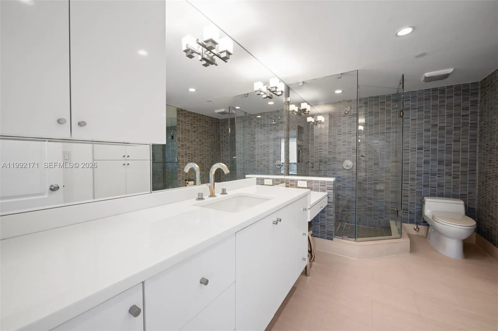 1900 Sunset Harbour Dr 2303, Miami Beach, Florida, Miami Beach, Florida 33139, 2 Bedrooms Bedrooms, ,2 BathroomsBathrooms,Residential Lease,For Rent,1900 Sunset Harbour Dr 2303, Miami Beach, Florida ,A11992171