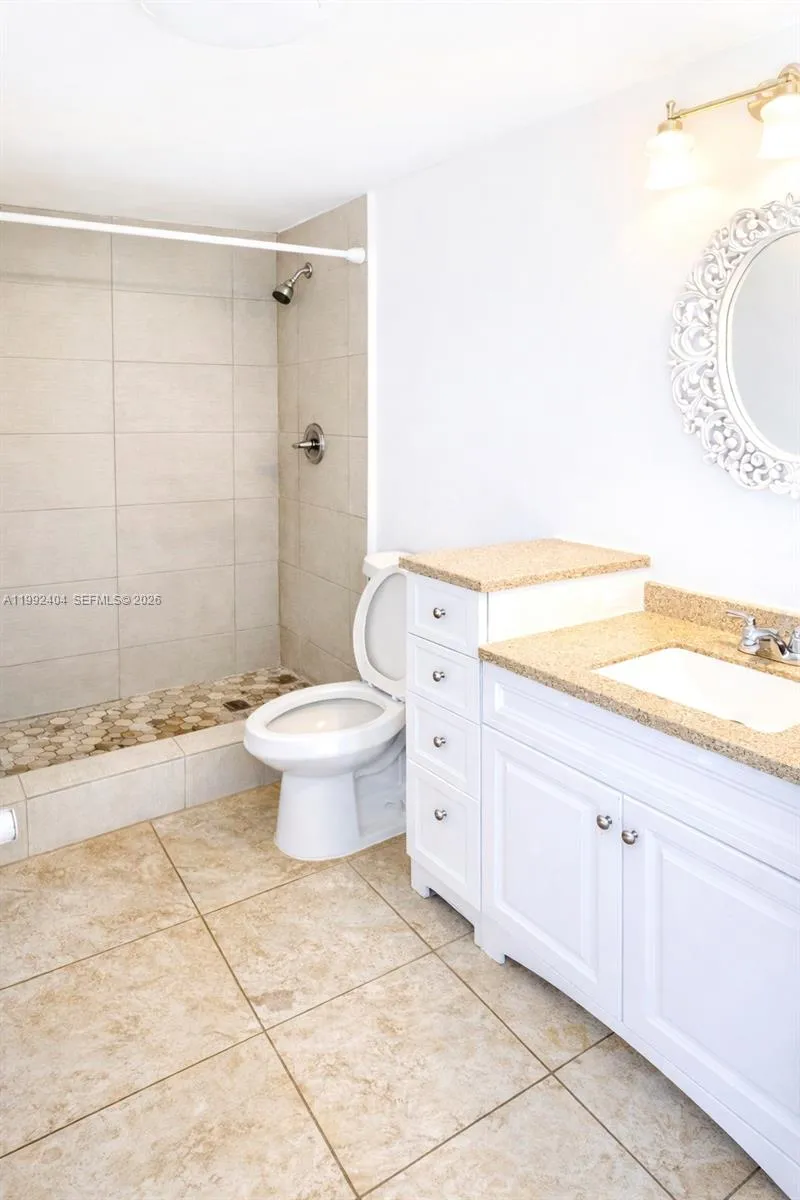 Bathroom downstairs