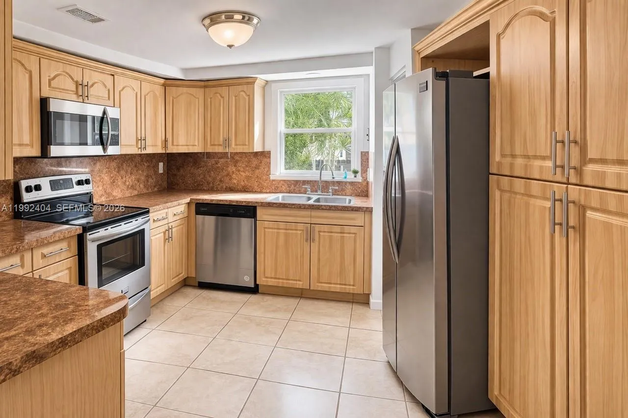 6713 Sw 112th Ct, Miami, Florida 33173, Miami, Florida 33173, 3 Bedrooms Bedrooms, ,3 BathroomsBathrooms,Residential,For Sale,6713 Sw 112th Ct, Miami, Florida 33173,A11992404