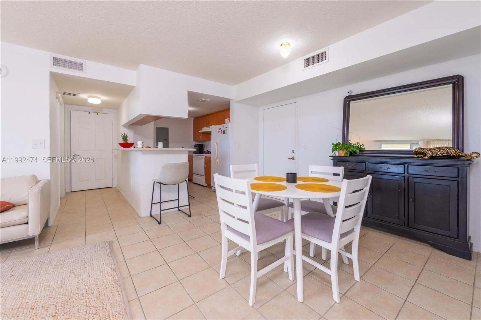 816 Nw 11th St 606, Miami, Florida 33136, Miami, Florida 33136, 2 Bedrooms Bedrooms, ,2 BathroomsBathrooms,Residential Lease,For Rent,816 Nw 11th St 606, Miami, Florida 33136,A11992474