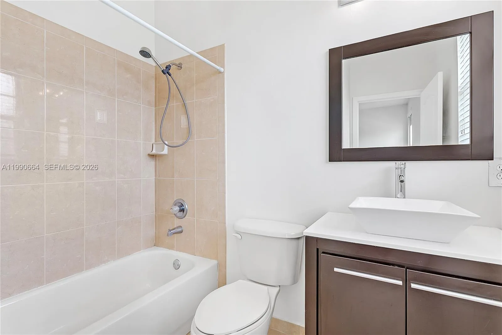 11304 Nw 79th Ln, Doral, Florida 33178, Doral, Florida 33178, 4 Bedrooms Bedrooms, ,4 BathroomsBathrooms,Residential Lease,For Rent,11304 Nw 79th Ln, Doral, Florida 33178,A11990664