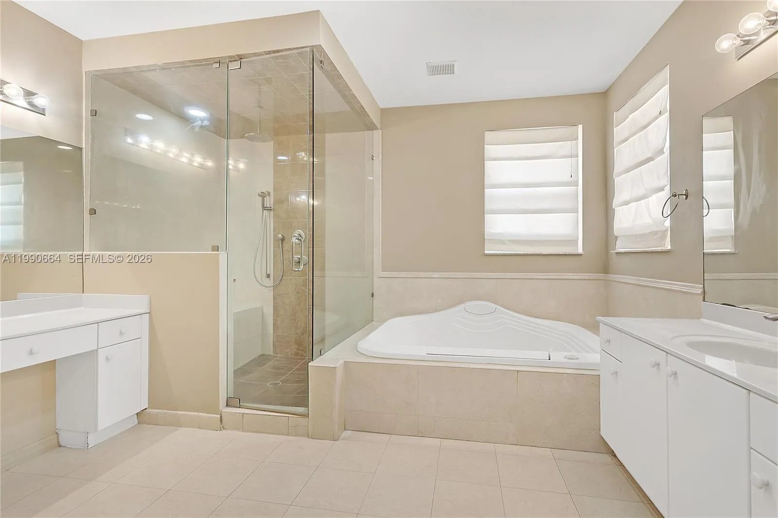 11304 Nw 79th Ln, Doral, Florida 33178, Doral, Florida 33178, 4 Bedrooms Bedrooms, ,4 BathroomsBathrooms,Residential Lease,For Rent,11304 Nw 79th Ln, Doral, Florida 33178,A11990664