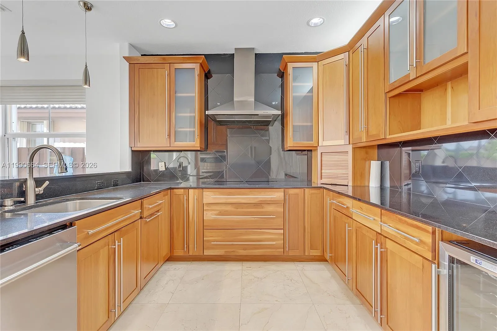 11304 Nw 79th Ln, Doral, Florida 33178, Doral, Florida 33178, 4 Bedrooms Bedrooms, ,4 BathroomsBathrooms,Residential Lease,For Rent,11304 Nw 79th Ln, Doral, Florida 33178,A11990664