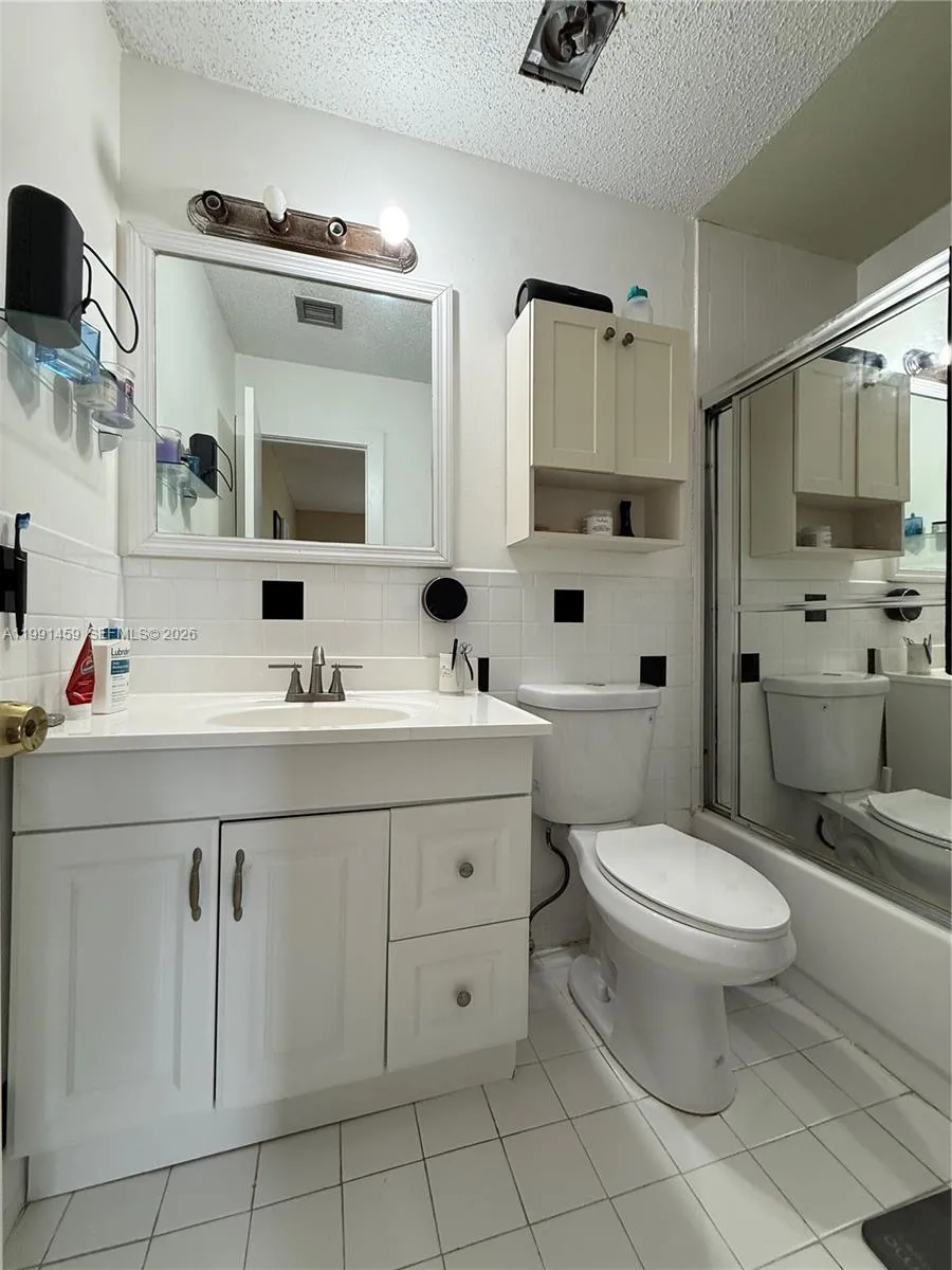 3536 Estepona Ave 21s2, Doral, Florida 33178, Doral, Florida 33178, 2 Bedrooms Bedrooms, ,2 BathroomsBathrooms,Residential,For Sale,3536 Estepona Ave 21s2, Doral, Florida 33178,A11991459